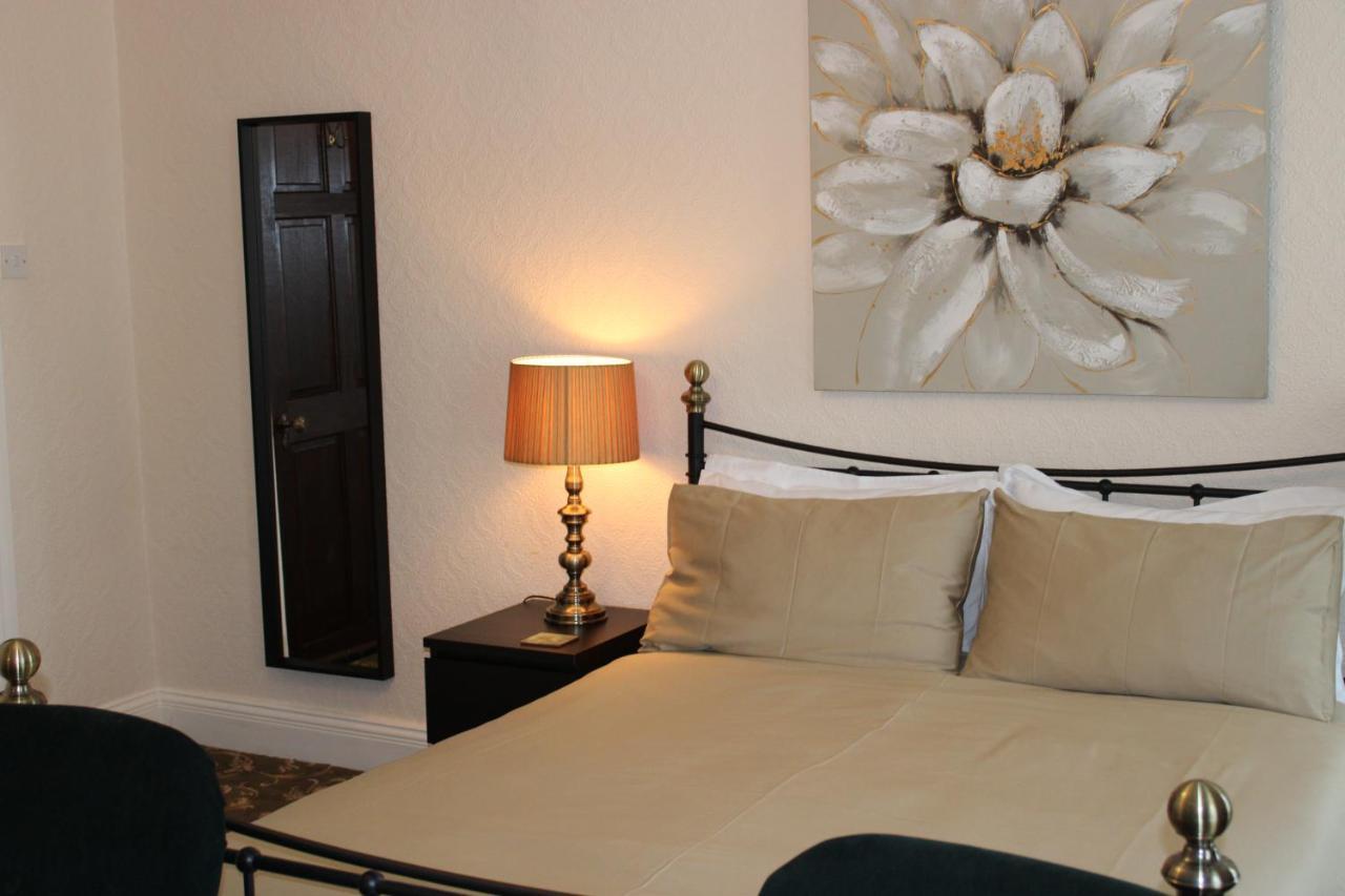 Belford House Self Check-In Rooms & Apartments Холтуисъл Екстериор снимка