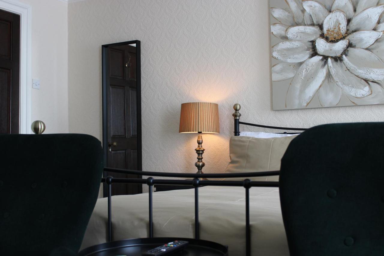 Belford House Self Check-In Rooms & Apartments Холтуисъл Екстериор снимка