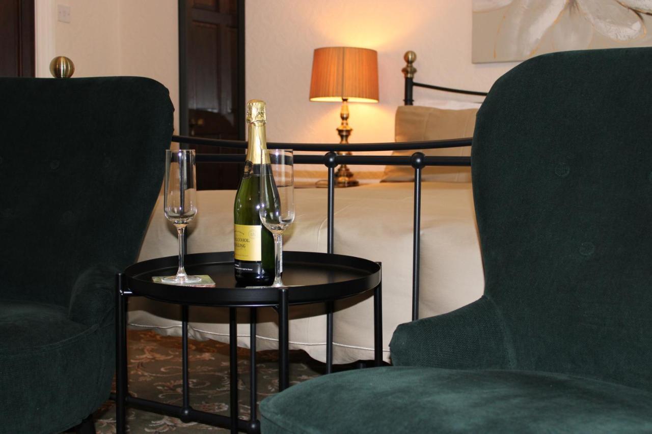 Belford House Self Check-In Rooms & Apartments Холтуисъл Екстериор снимка