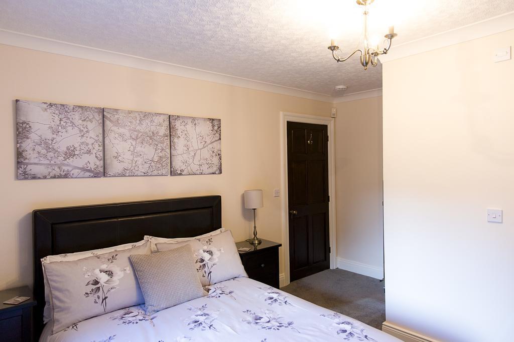 Belford House Self Check-In Rooms & Apartments Холтуисъл Екстериор снимка