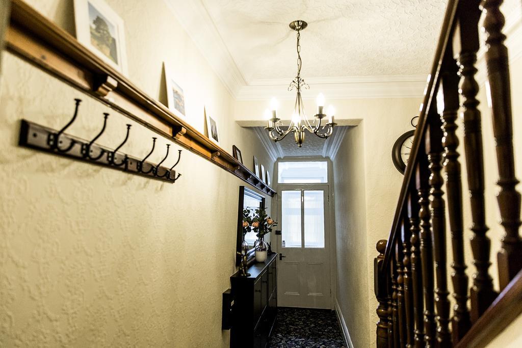 Belford House Self Check-In Rooms & Apartments Холтуисъл Екстериор снимка